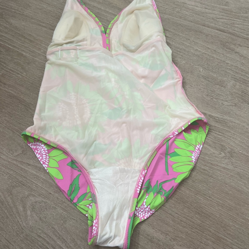 Lilly Pulitzer belted halter pink one piece swimsuit size 10 - Picture 5 of 7